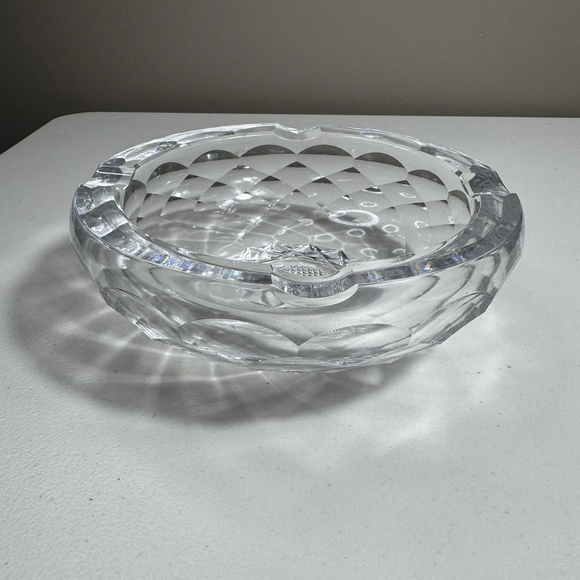 Vintage Heavy Cut Glass Crystal Cigar Ashtray 4 lbs Diamond Pattern Never Used - Picture 1 of 3